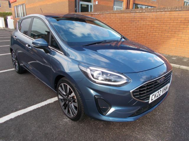 Ford Fiesta Titanium Vignale 5 door 1.0L EcoBoost 125PS mHEV FWD 6-Speed Manual
